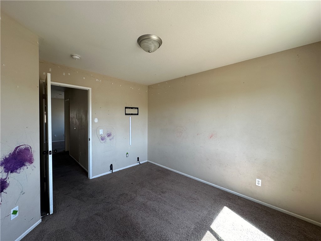 2237 Glimmer Way
