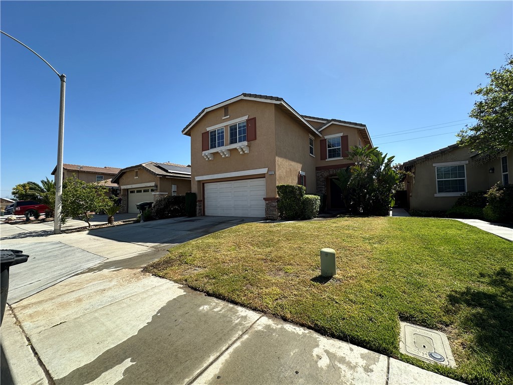 2237 Glimmer Way