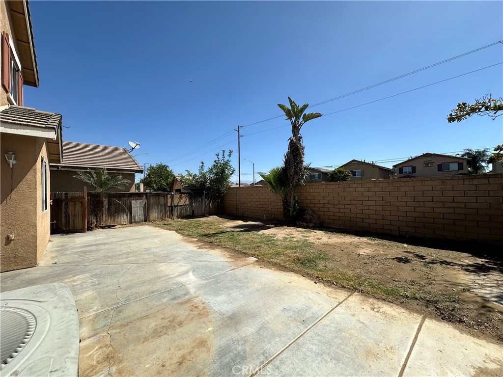 2237 Glimmer Way