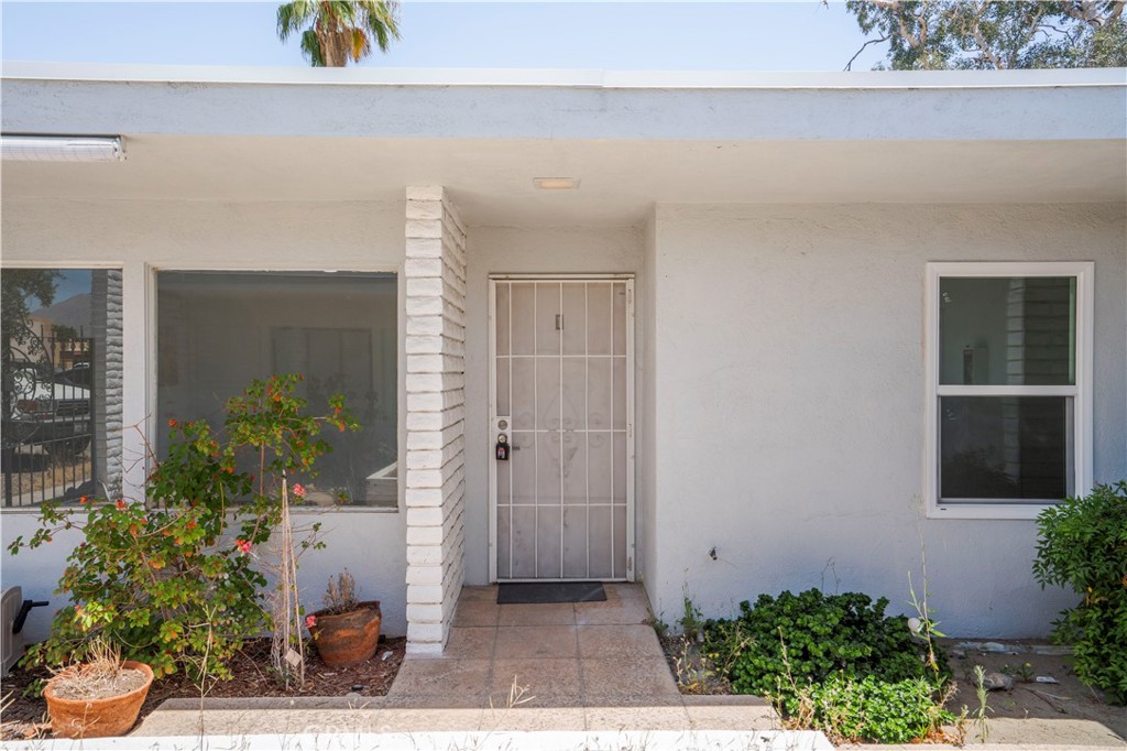 4093 E Calle De Carlos