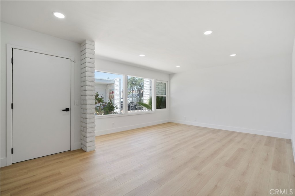 4093 E Calle De Carlos