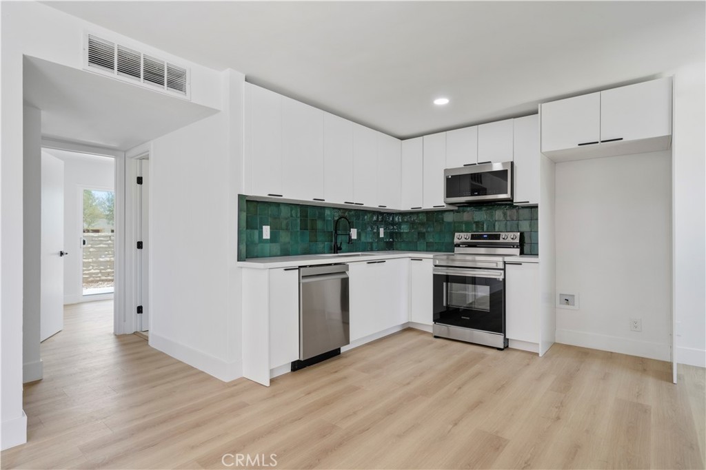 4093 E Calle De Carlos