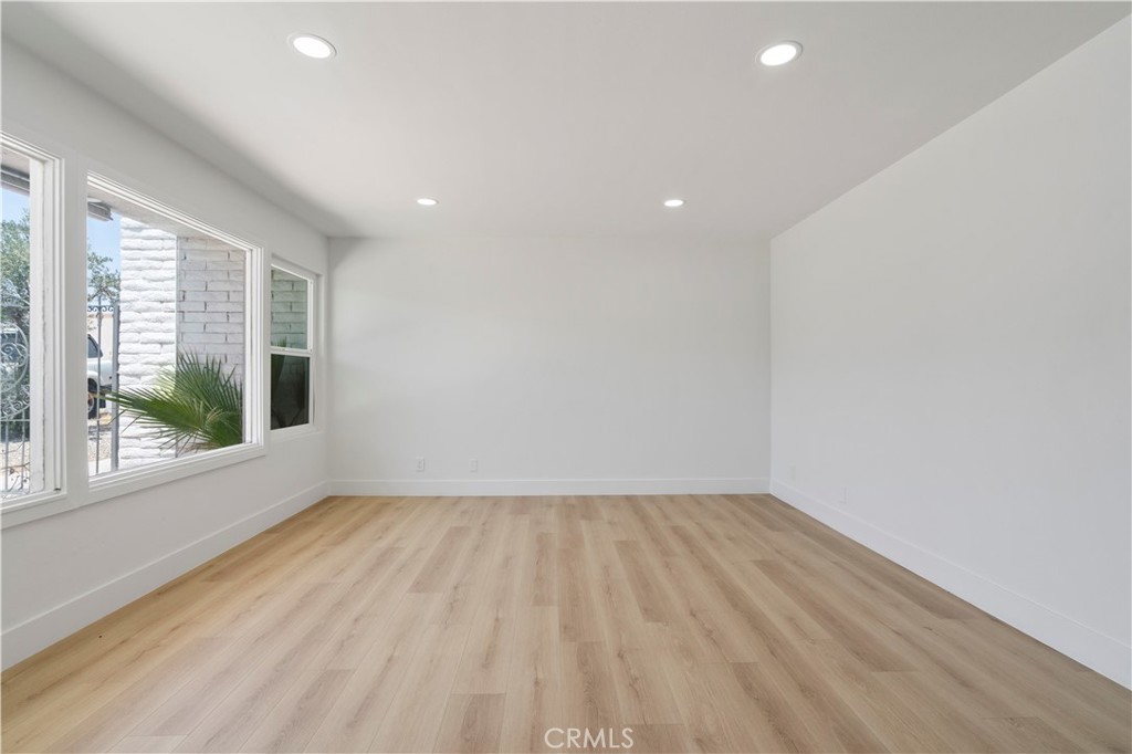4093 E Calle De Carlos
