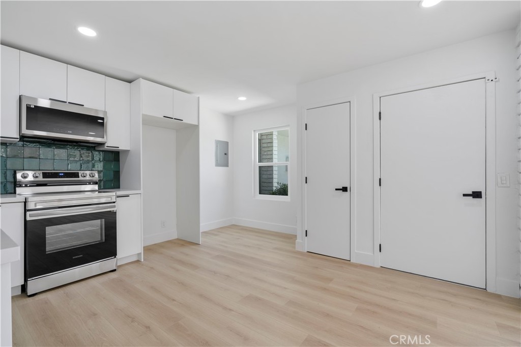 4093 E Calle De Carlos