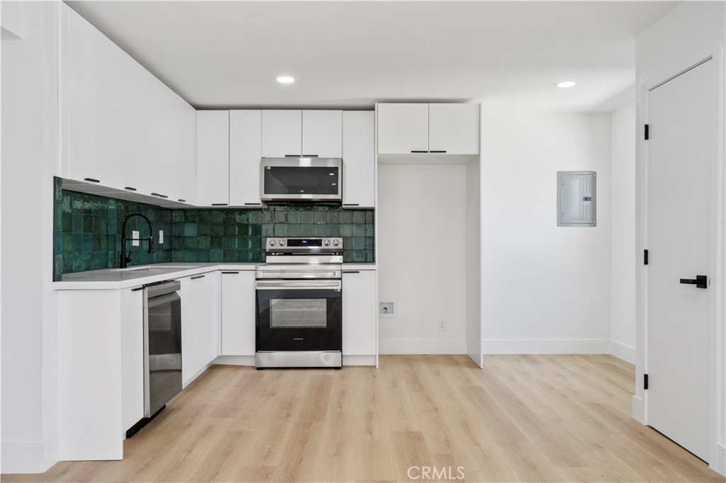 4093 E Calle De Carlos