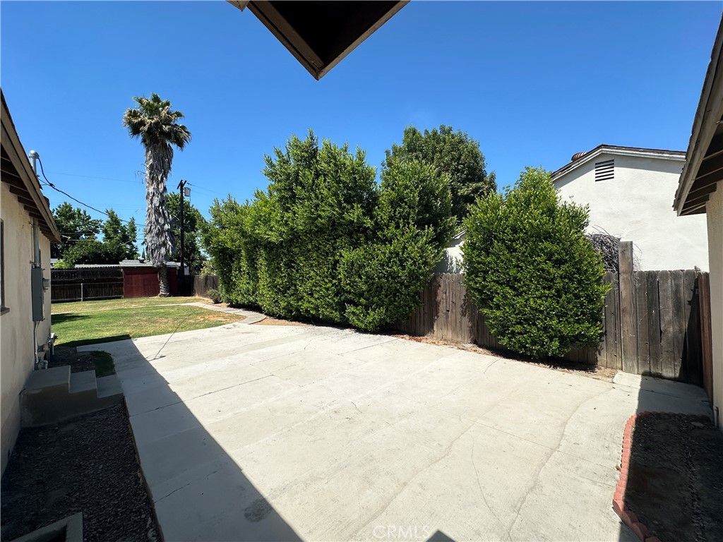 18819 Wyandotte Street