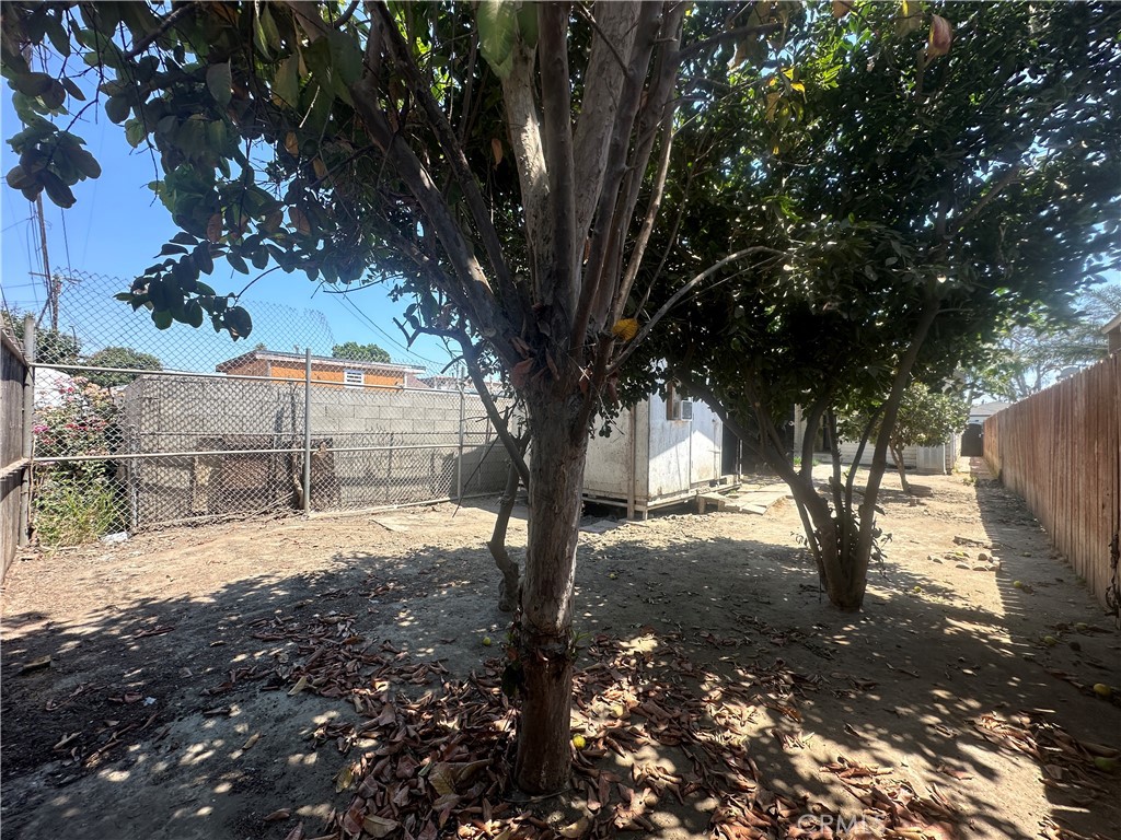 271 E Louise Street