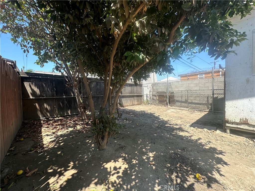 271 E Louise Street
