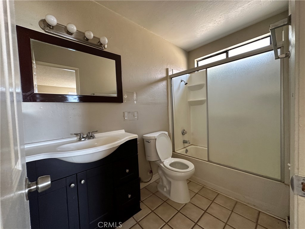 1480 W Edgehill Road 13