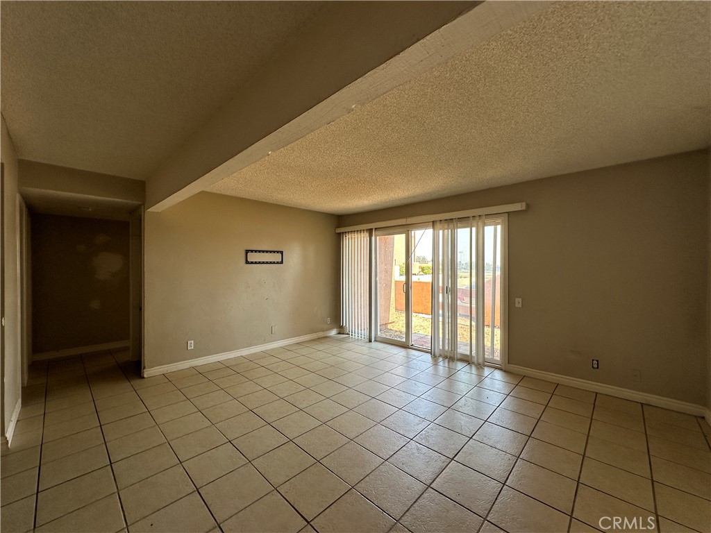 1480 W Edgehill Road 13
