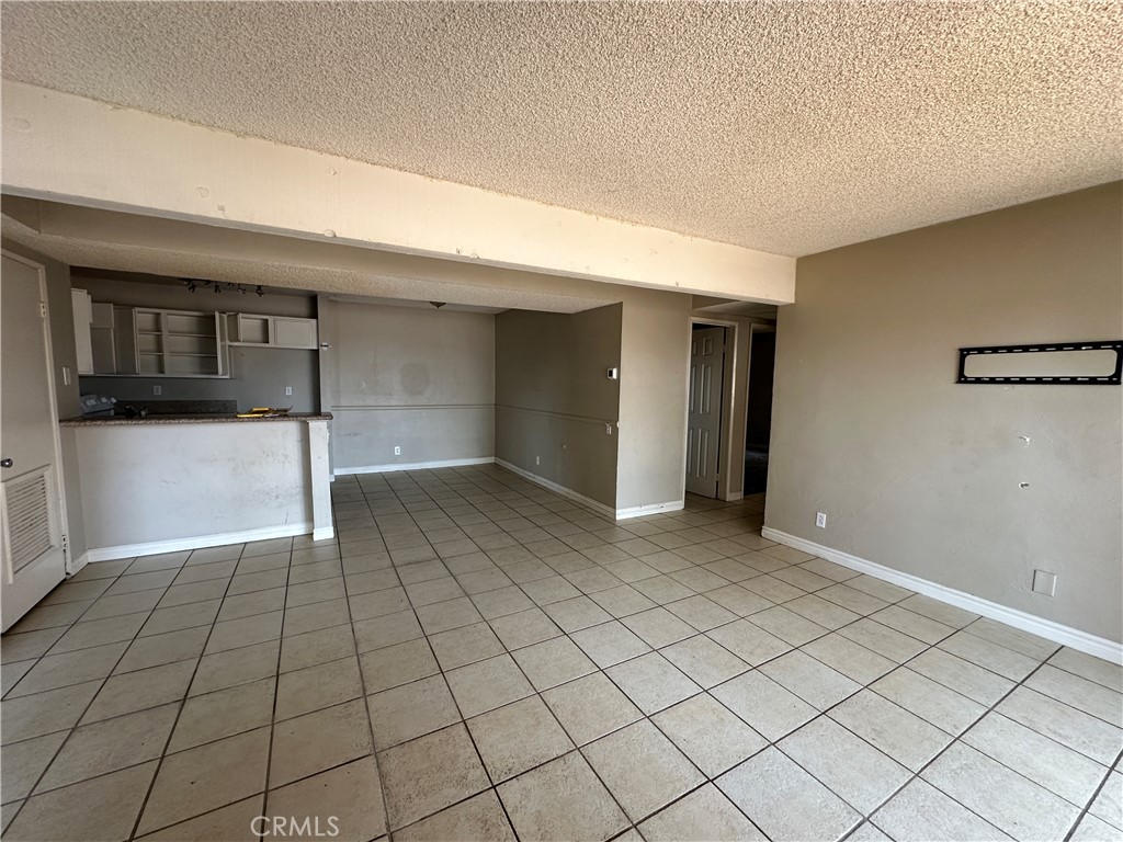 1480 W Edgehill Road 13