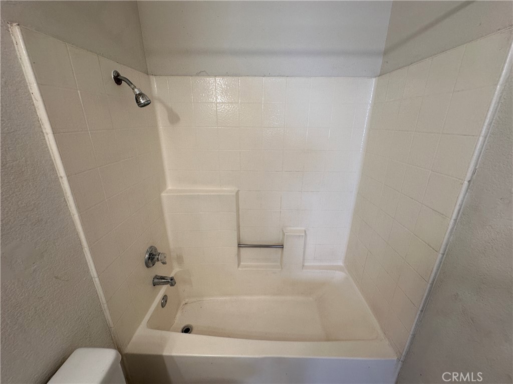 1140 Creekwood Court