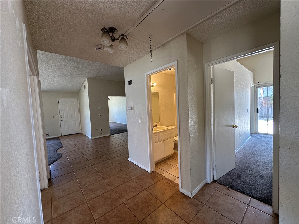 1140 Creekwood Court