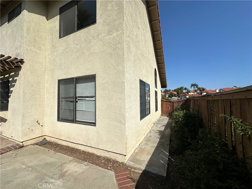 24682 Thornberry Circle