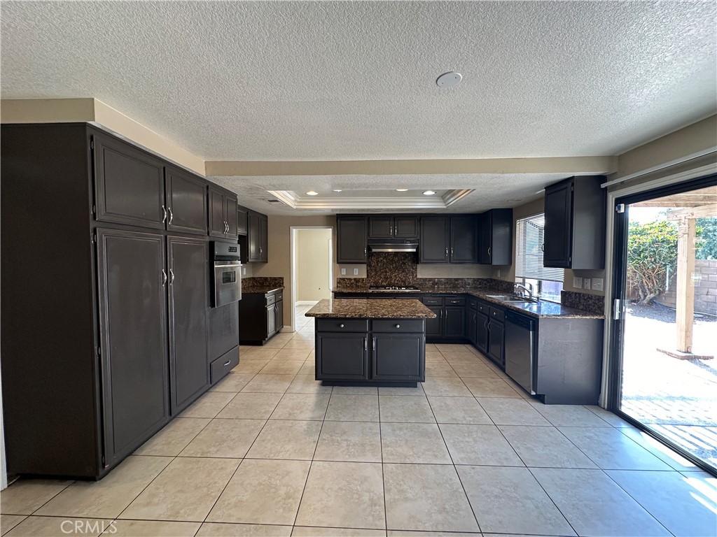 24682 Thornberry Circle