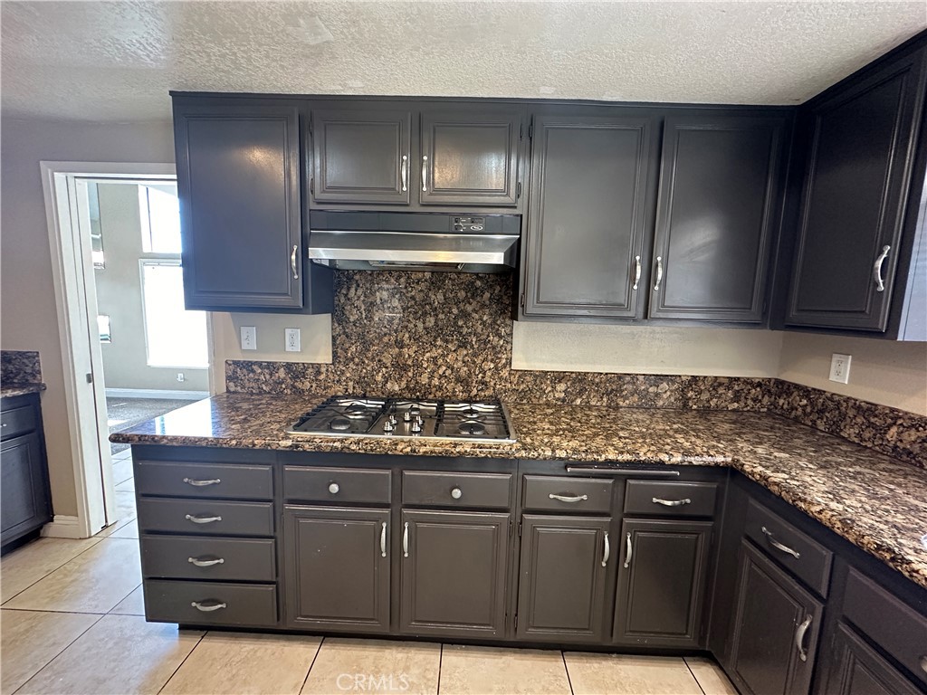 24682 Thornberry Circle
