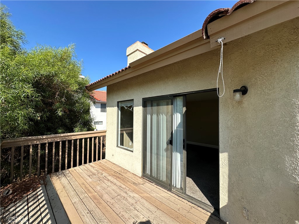 24682 Thornberry Circle