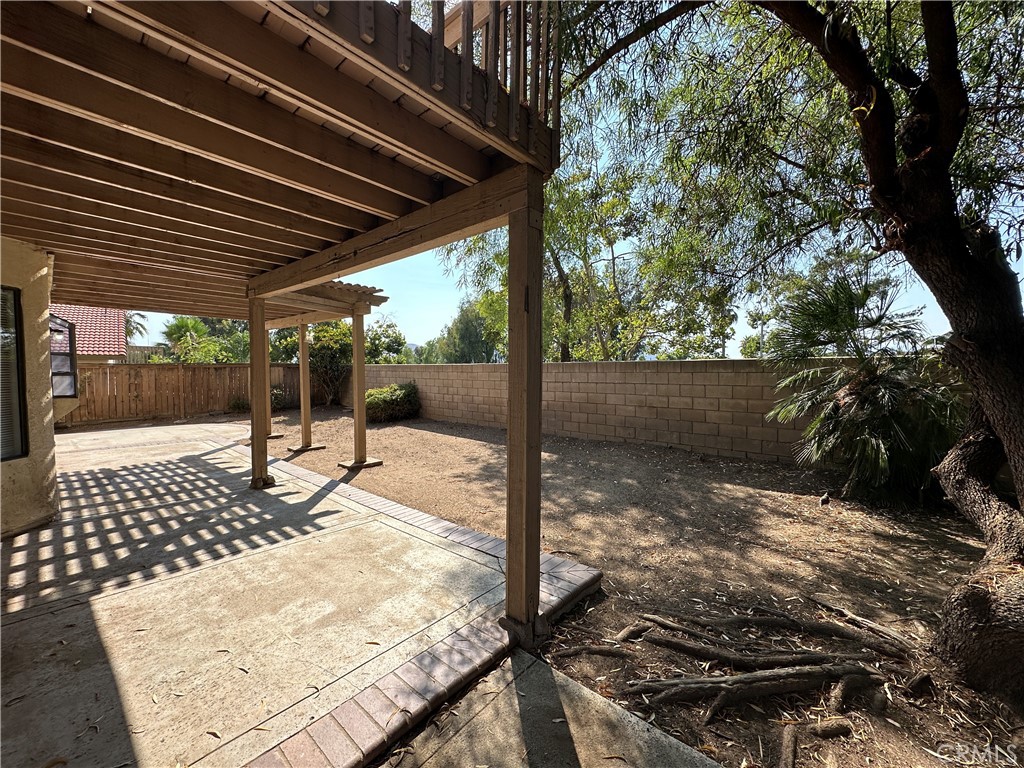 24682 Thornberry Circle
