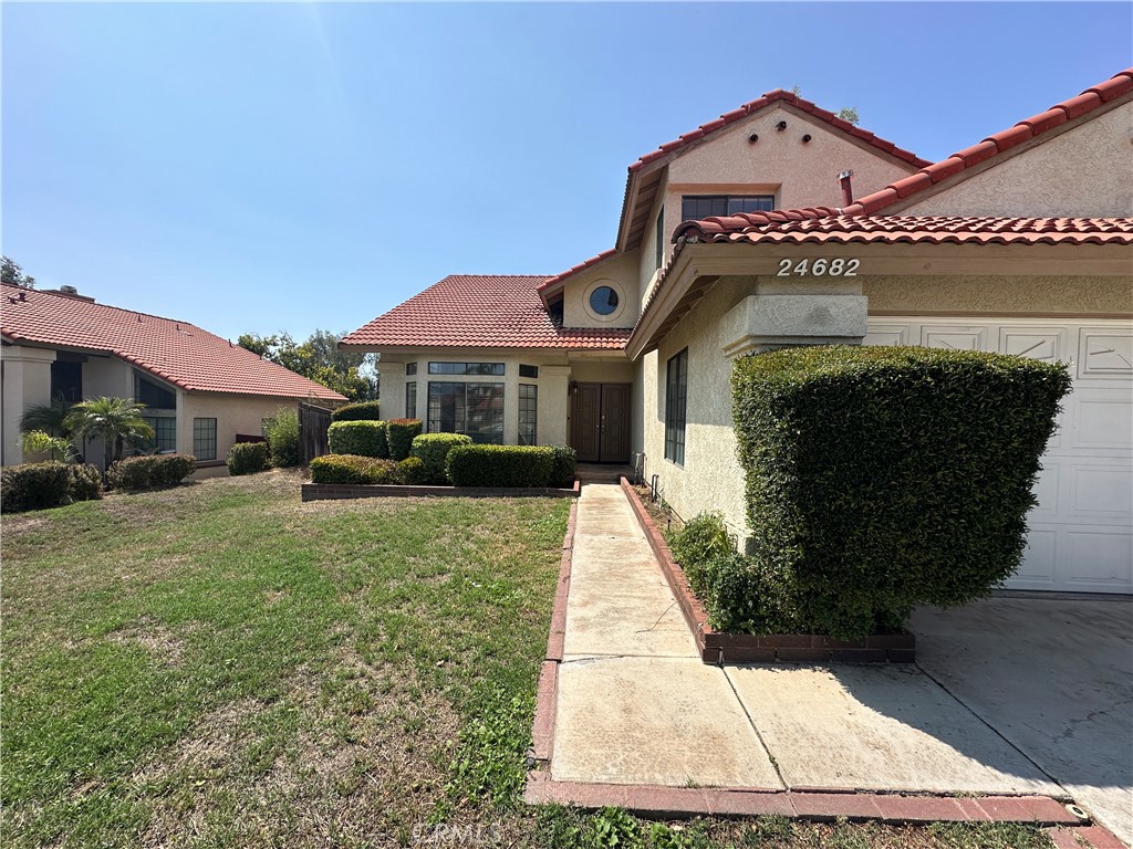 24682 Thornberry Circle