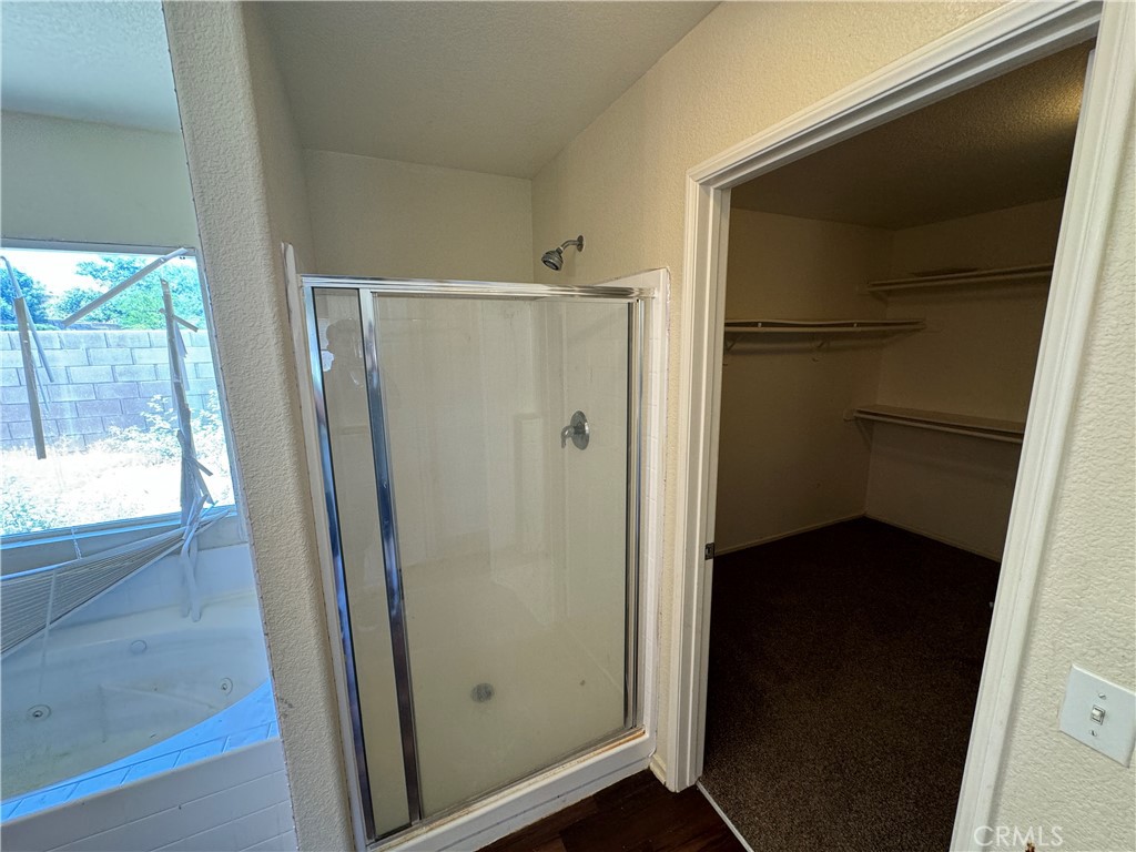 1710 E Miki Way