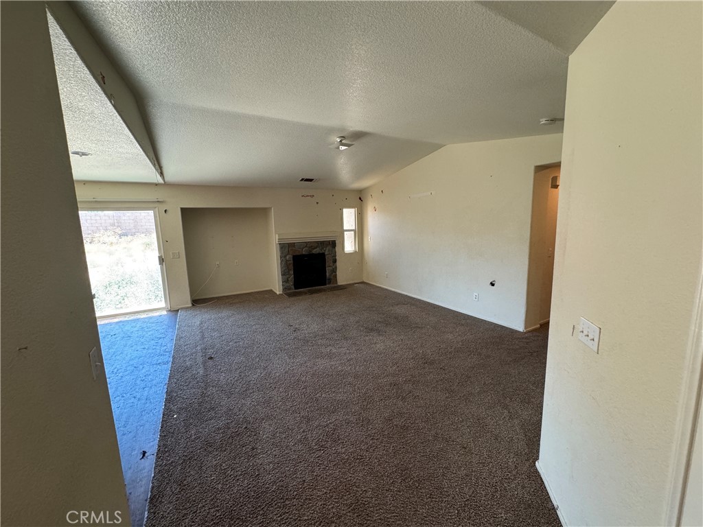 1710 E Miki Way