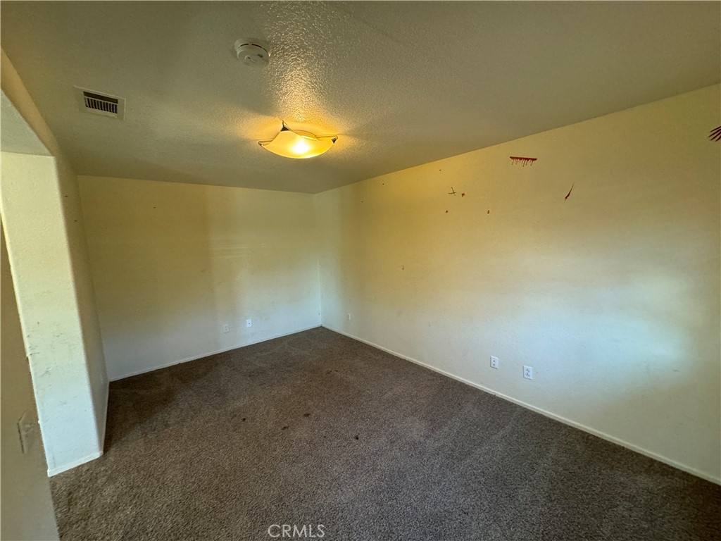 1710 E Miki Way