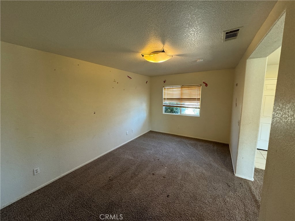 1710 E Miki Way