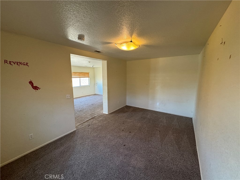 1710 E Miki Way