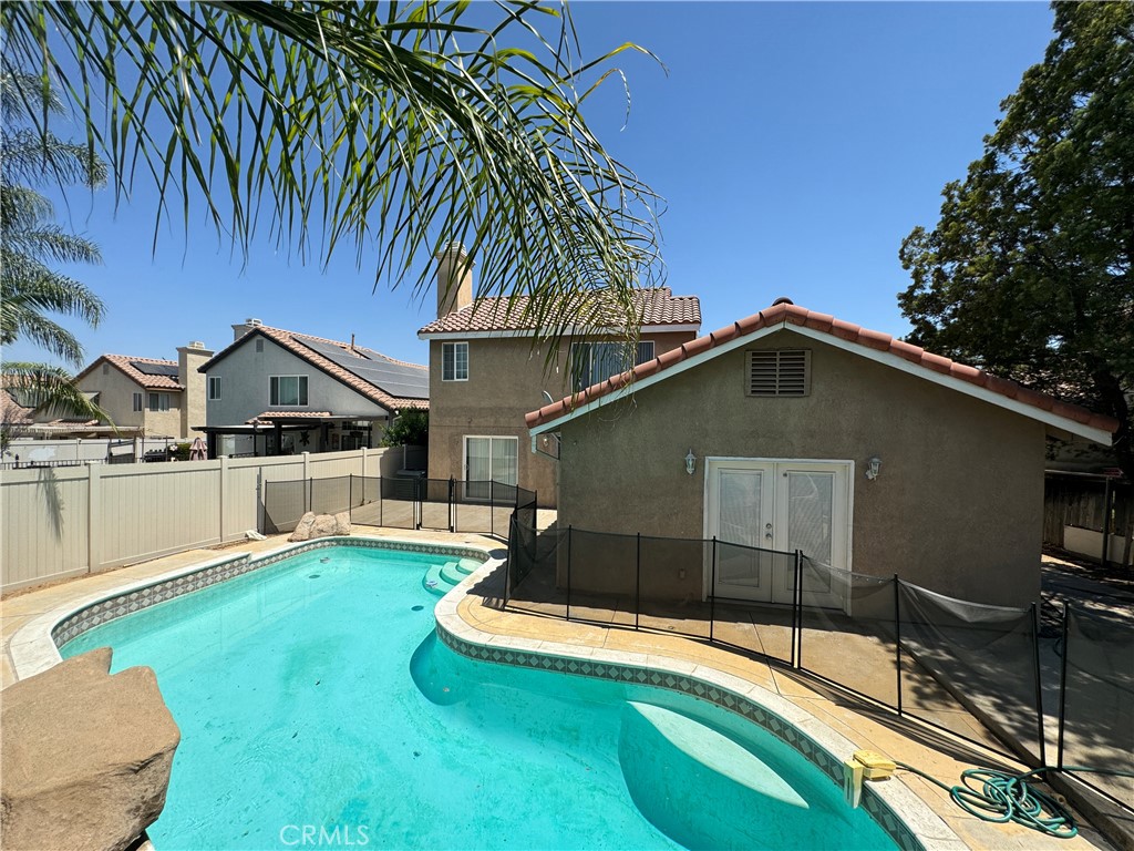 15691 Versailles Court