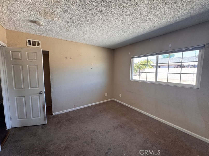 25342 Old Farm Street