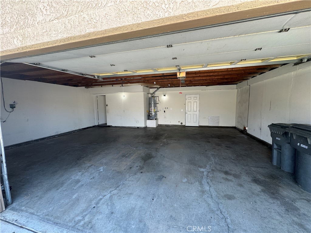 25567 Fernbush Street
