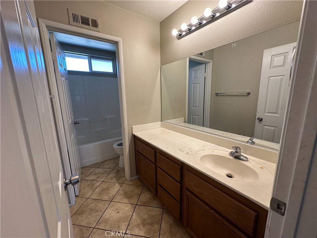 25316 Henry Court