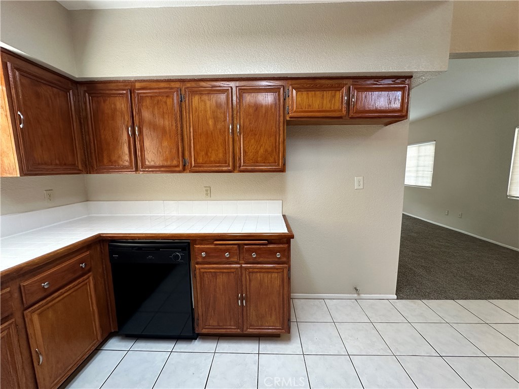 44253 Gallipoli Place