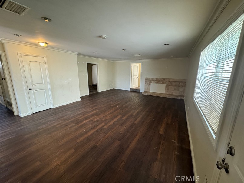 14953 La Mesa Street