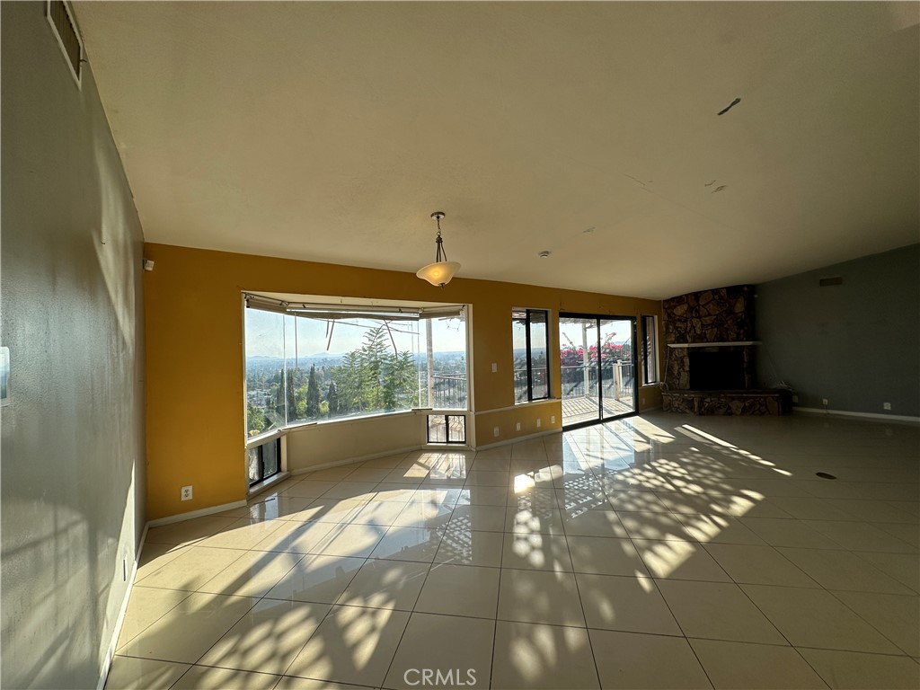 2455 Willow Drive