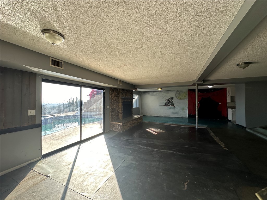 2455 Willow Drive