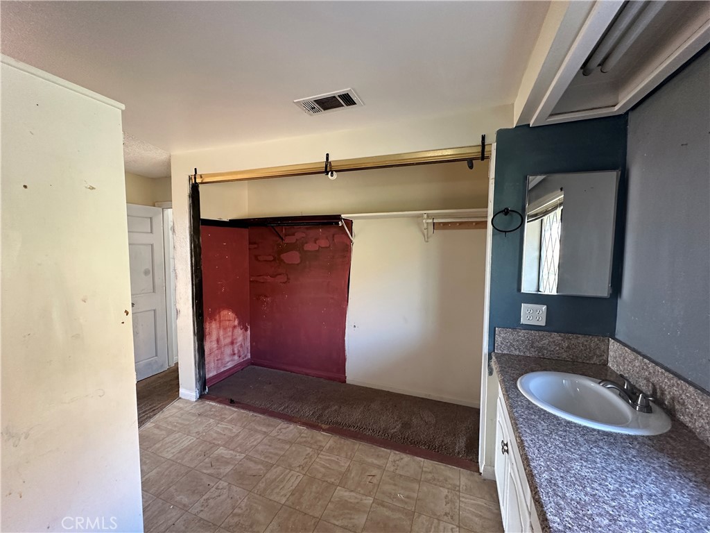 2455 Willow Drive