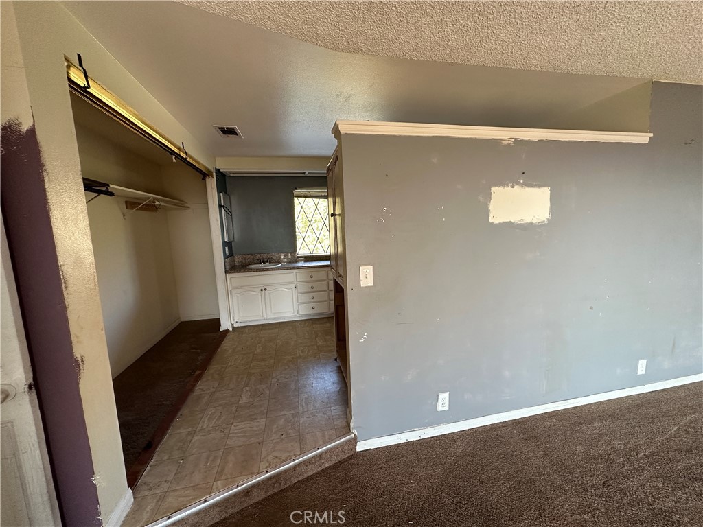 2455 Willow Drive