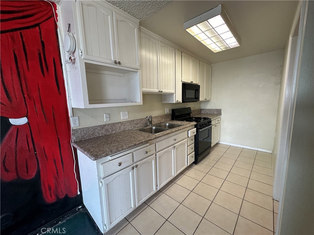 2455 Willow Drive