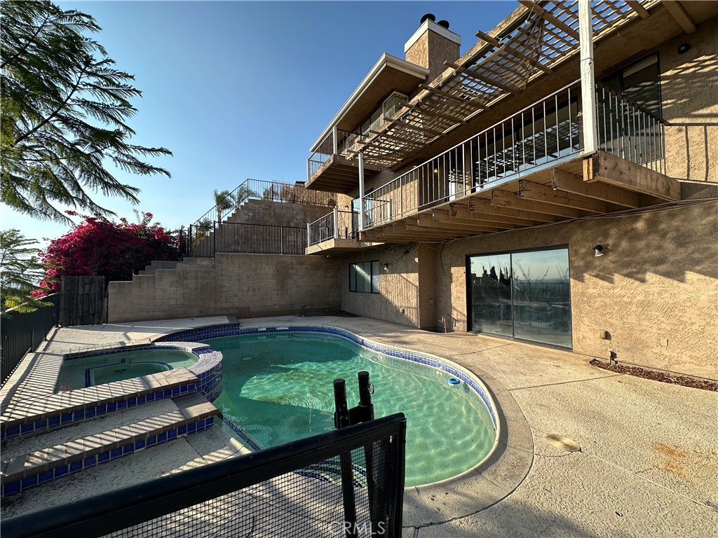 2455 Willow Drive