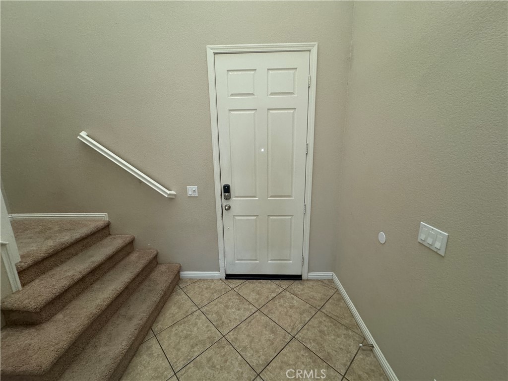 5717 Vahan Court