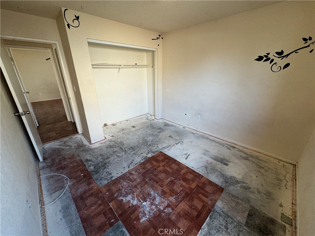 6133 Katrina Place