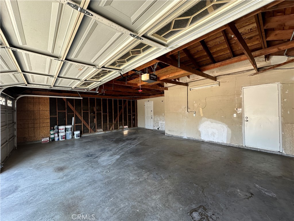 2109 N Orange Avenue