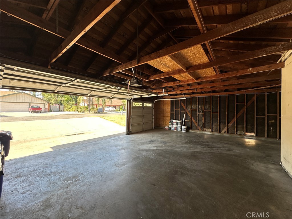 2109 N Orange Avenue
