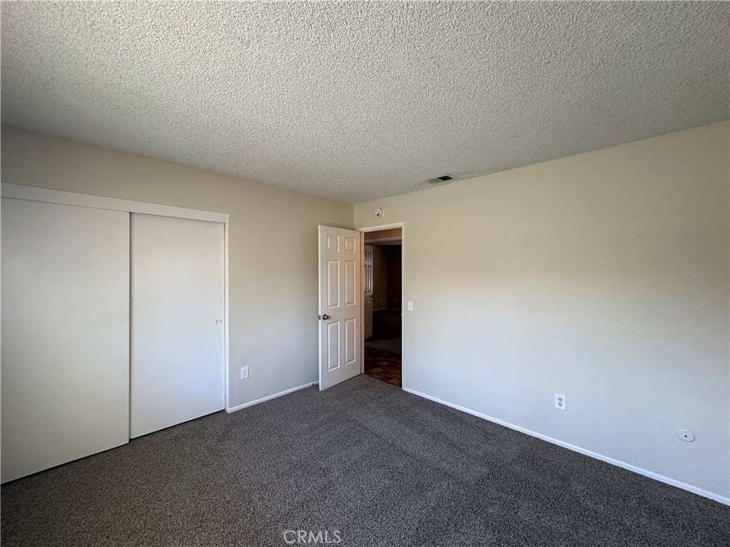 2109 N Orange Avenue