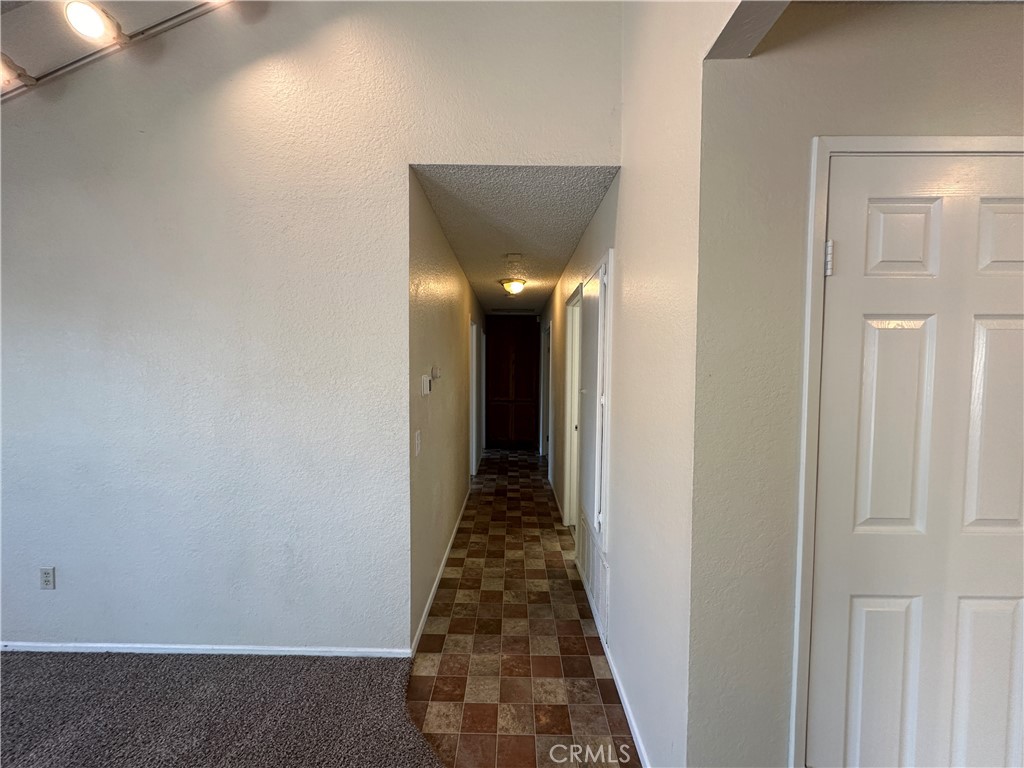2109 N Orange Avenue