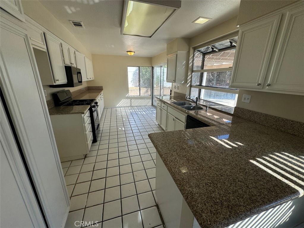 10572 Pepper Ridge Lane