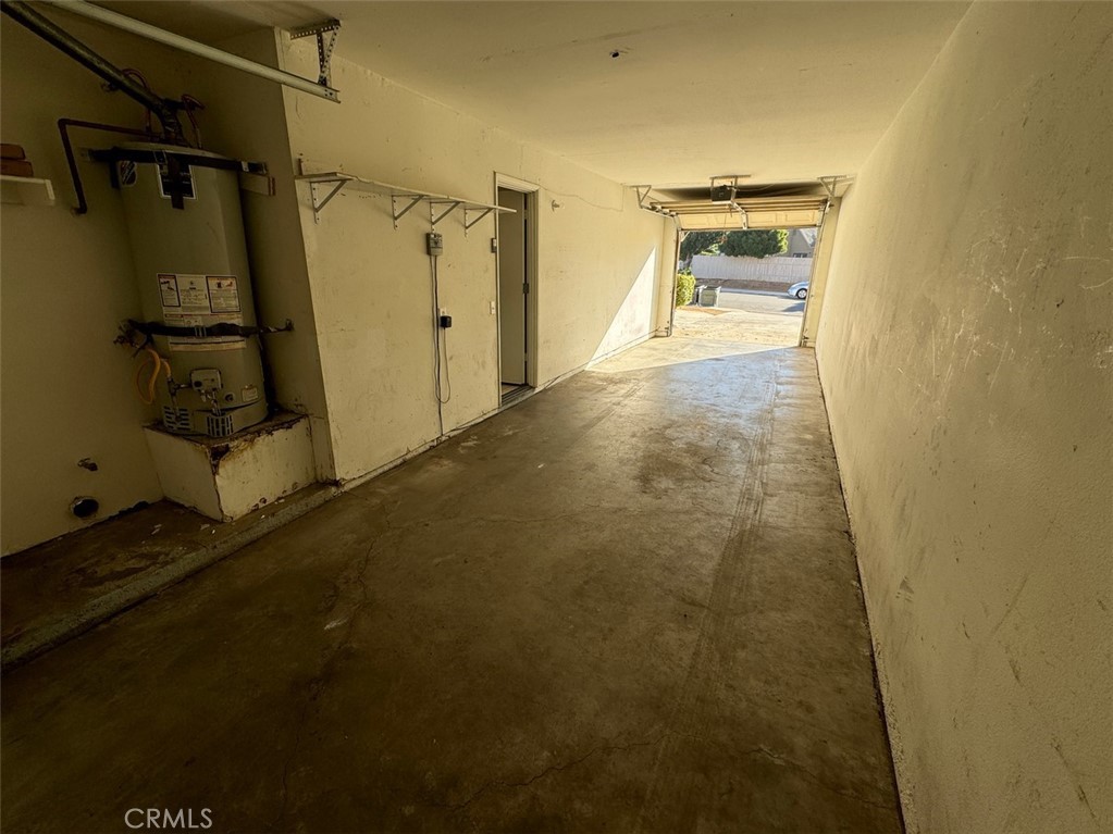 6215 Heatherwood Drive