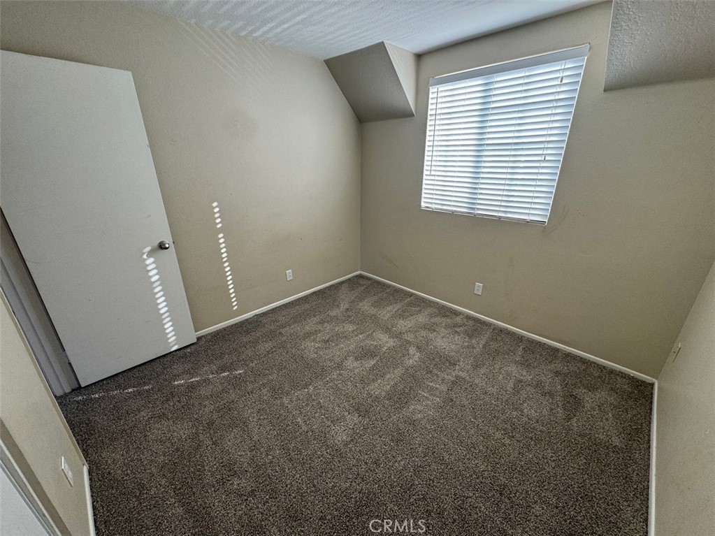 6215 Heatherwood Drive