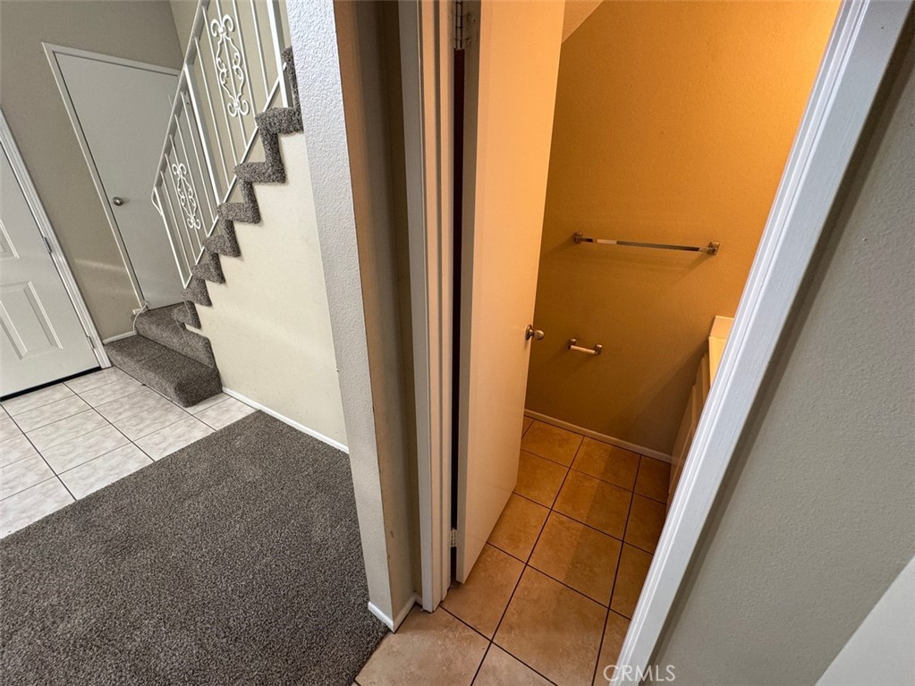 6215 Heatherwood Drive